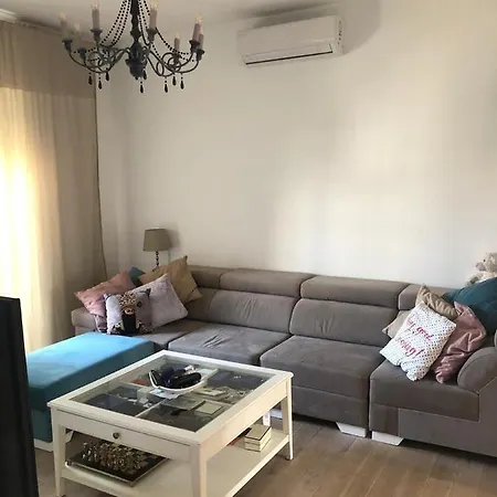 Central White 波德戈里察